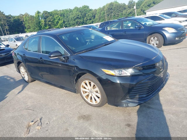 Salvage Toyota Camry Image