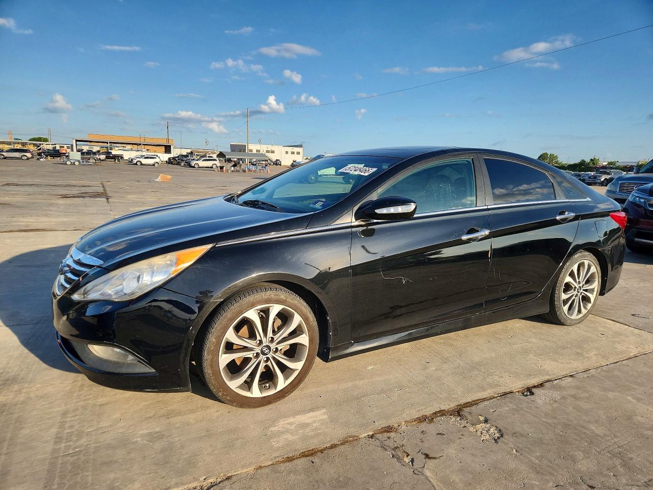 Salvage Hyundai SONATA Image