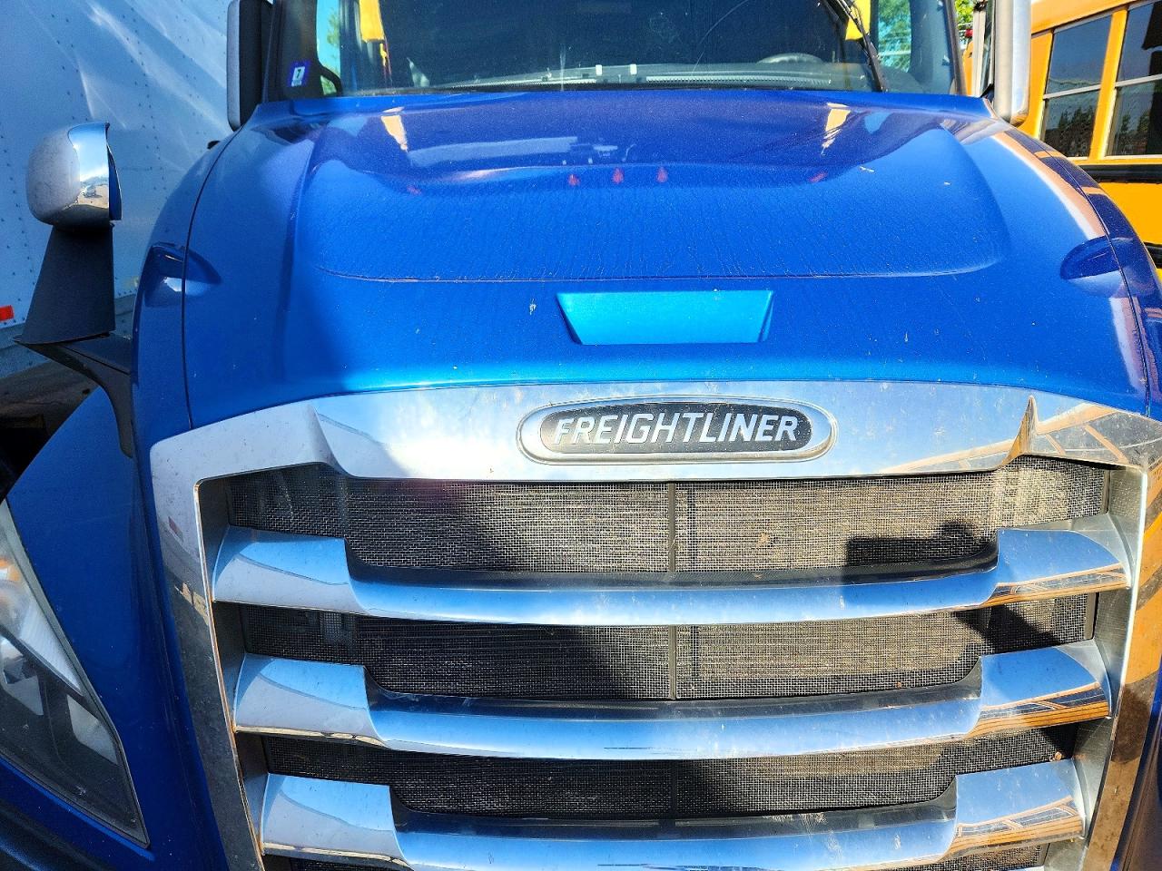 Freightliner Cascadia 126