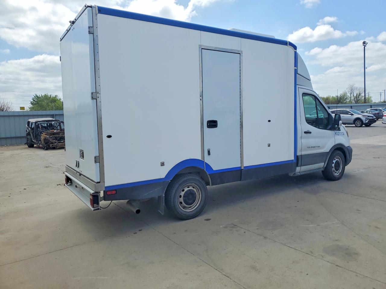 Ford Transit T-350