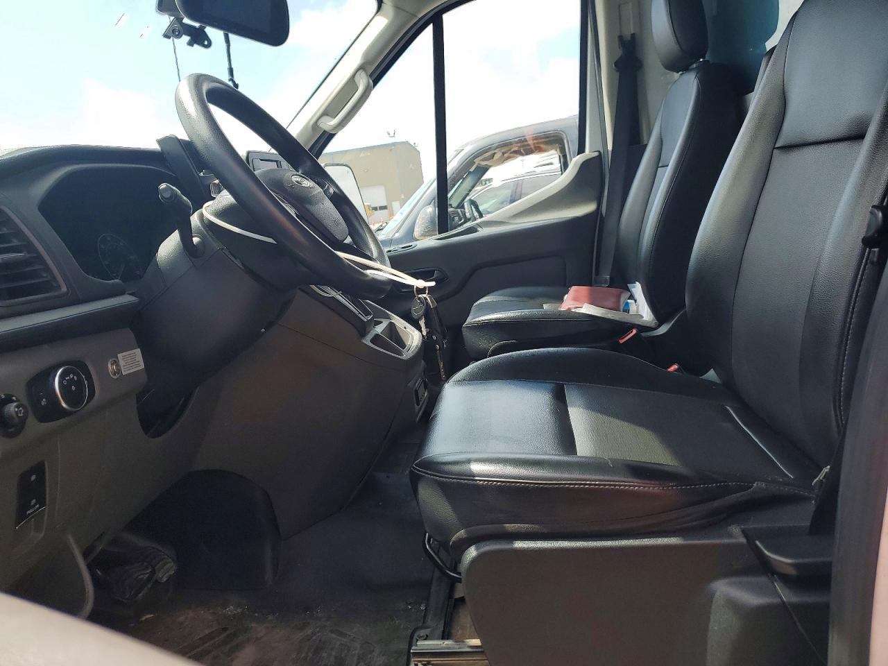 Ford Transit T-350