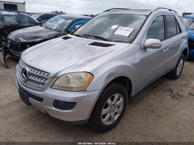 Mercedes-Benz M-Class 4matic