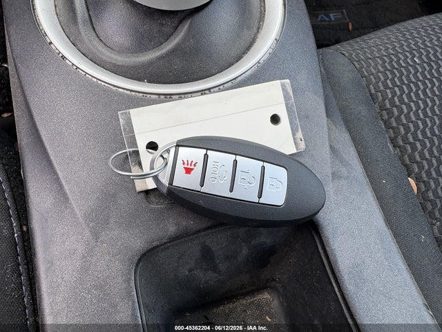 Nissan LEAF S