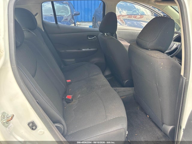 Nissan LEAF S