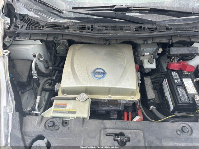 Nissan LEAF S
