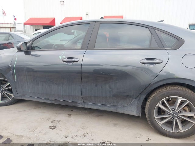 Kia Forte Lxs