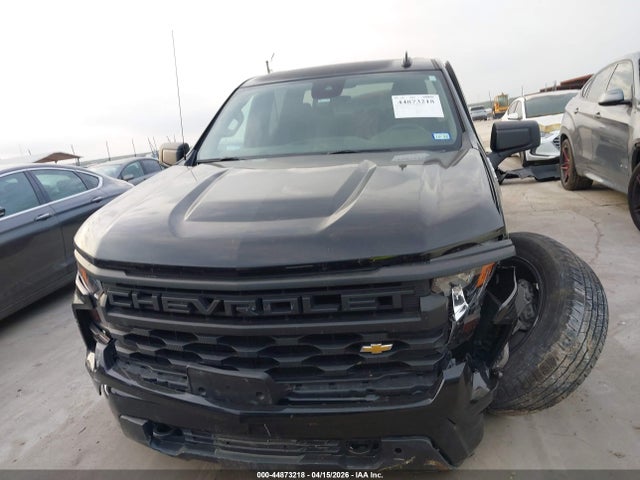 Chevrolet Silverado 1500 2wd  Short Bed Custom