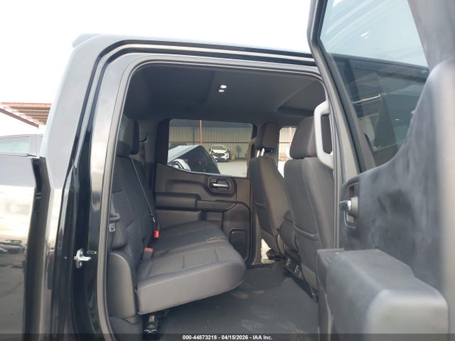 Chevrolet Silverado 1500 2wd  Short Bed Custom