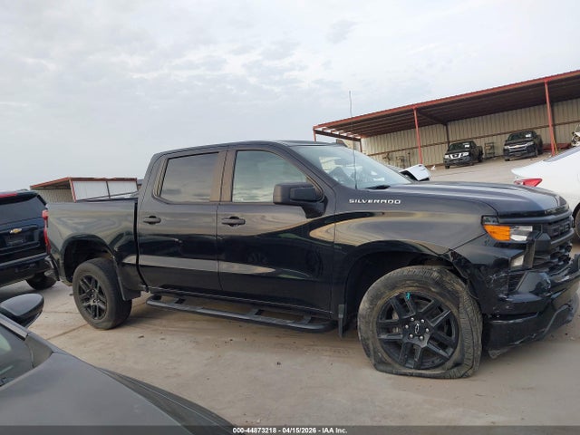 Chevrolet Silverado 1500 2wd  Short Bed Custom