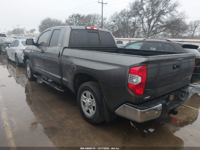 Toyota Tundra Sr5 5.7l V8