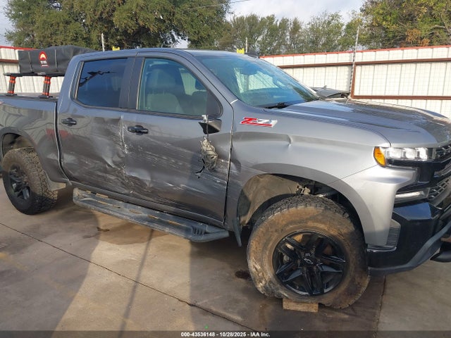 Chevrolet Silverado 1500 4wd  Short Bed Lt Trail Boss
