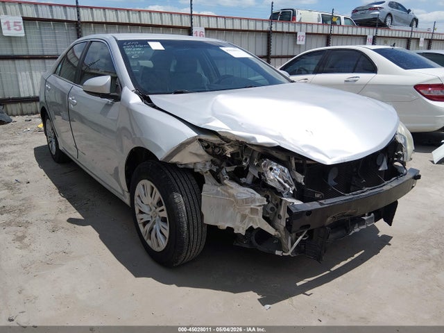 Salvage Toyota Camry Image