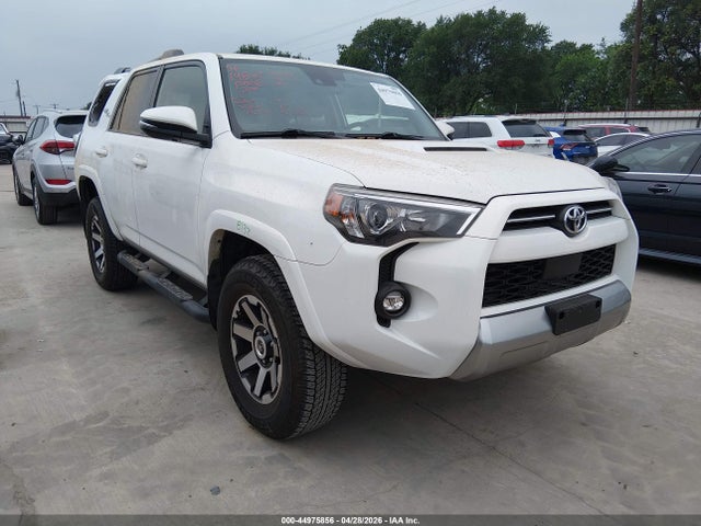 Salvage Toyota 4Runner Image