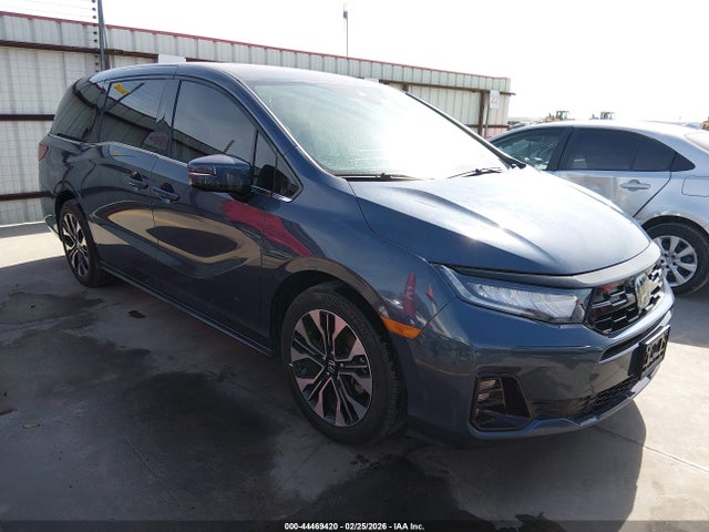 Salvage Honda Odyssey Image