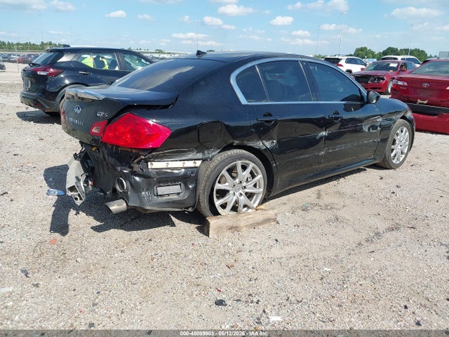 INFINITI G37 Journey