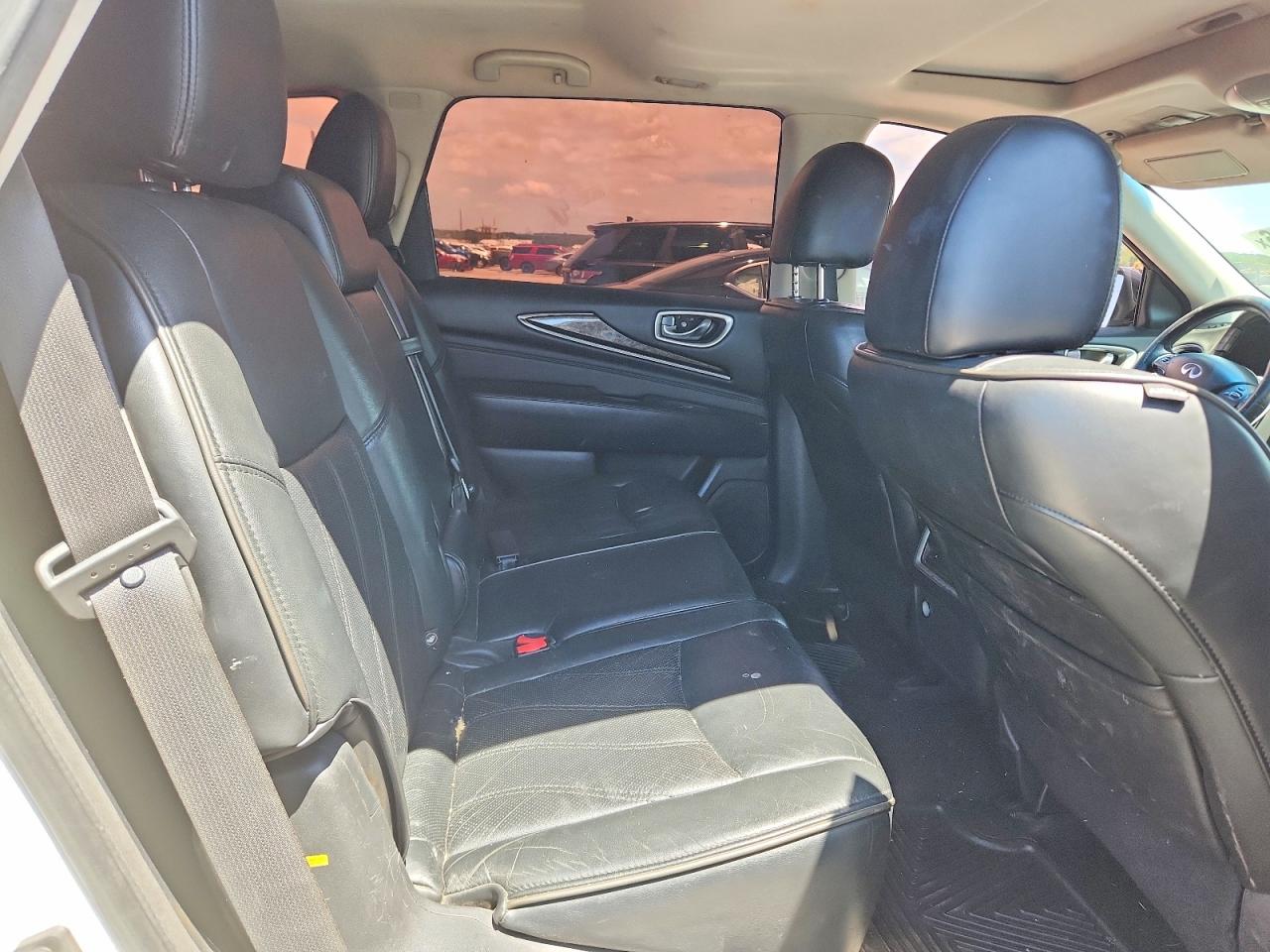 INFINITI Qx Base