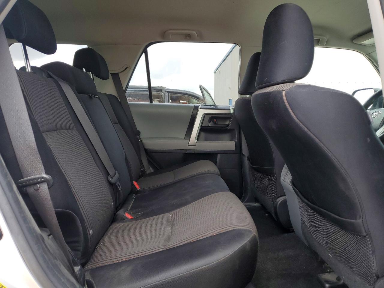 Toyota 4Runner Sr5