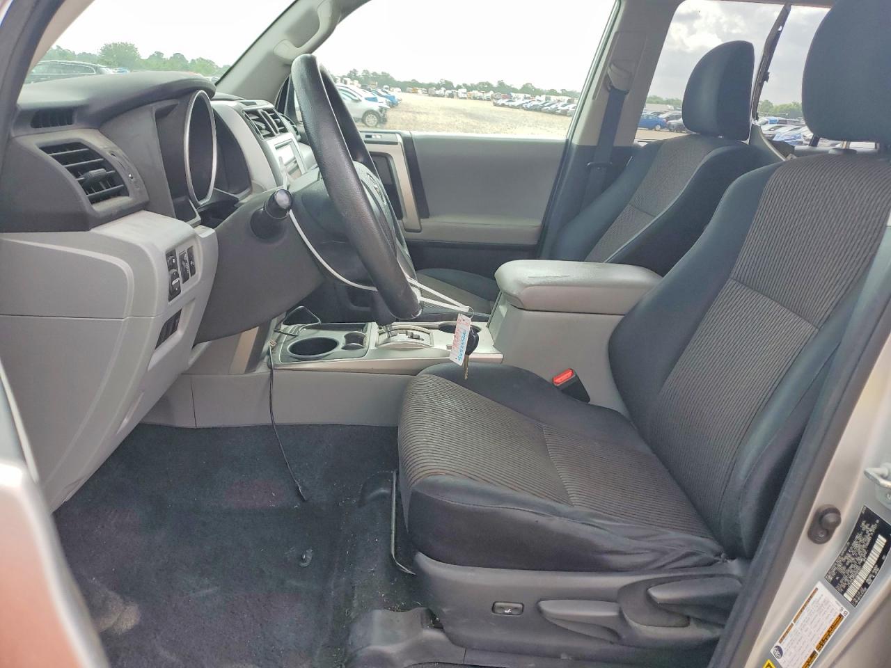 Toyota 4Runner Sr5
