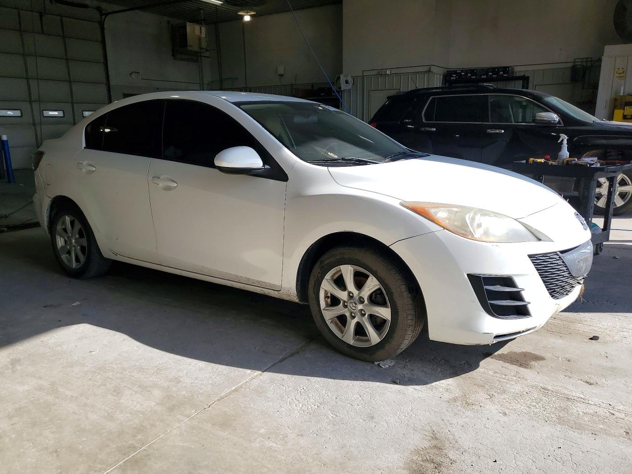 Mazda 3 I