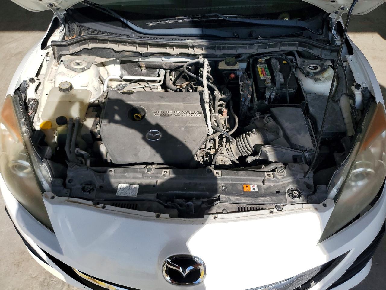Mazda 3 I