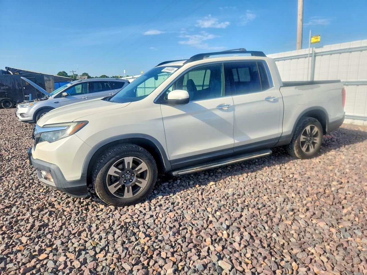 Salvage Honda Ridgeline Image