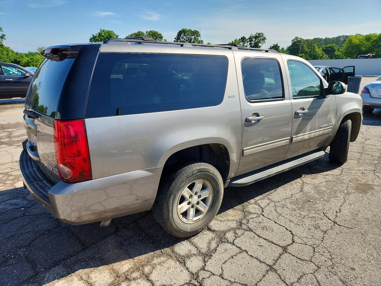 GMC Yukon K1500 Slt