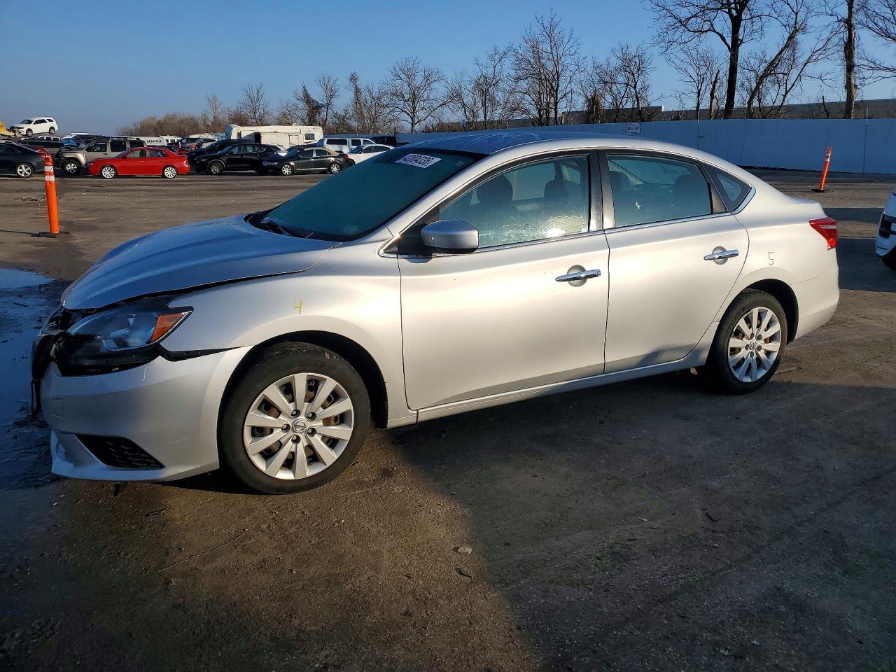 Salvage Nissan Sentra Image