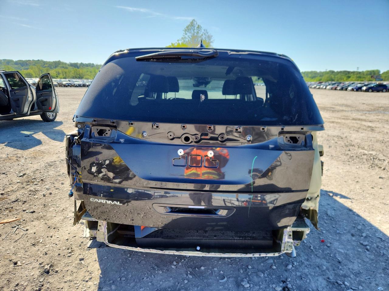 Kia Carnival Lx