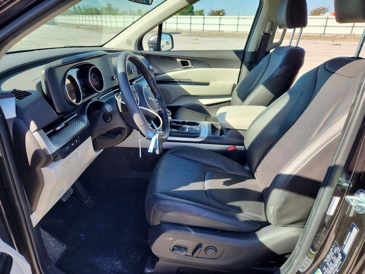 Kia Carnival Lx