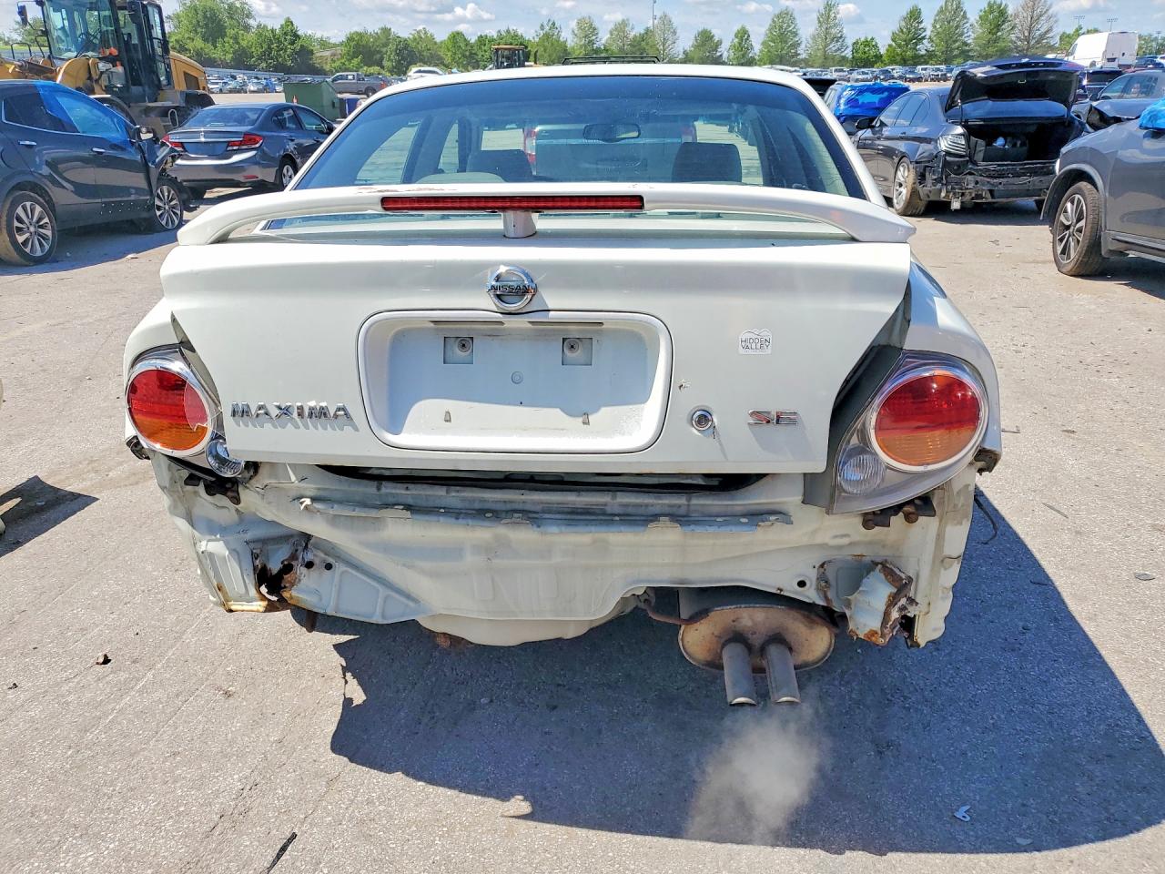 Nissan Maxima Gxe