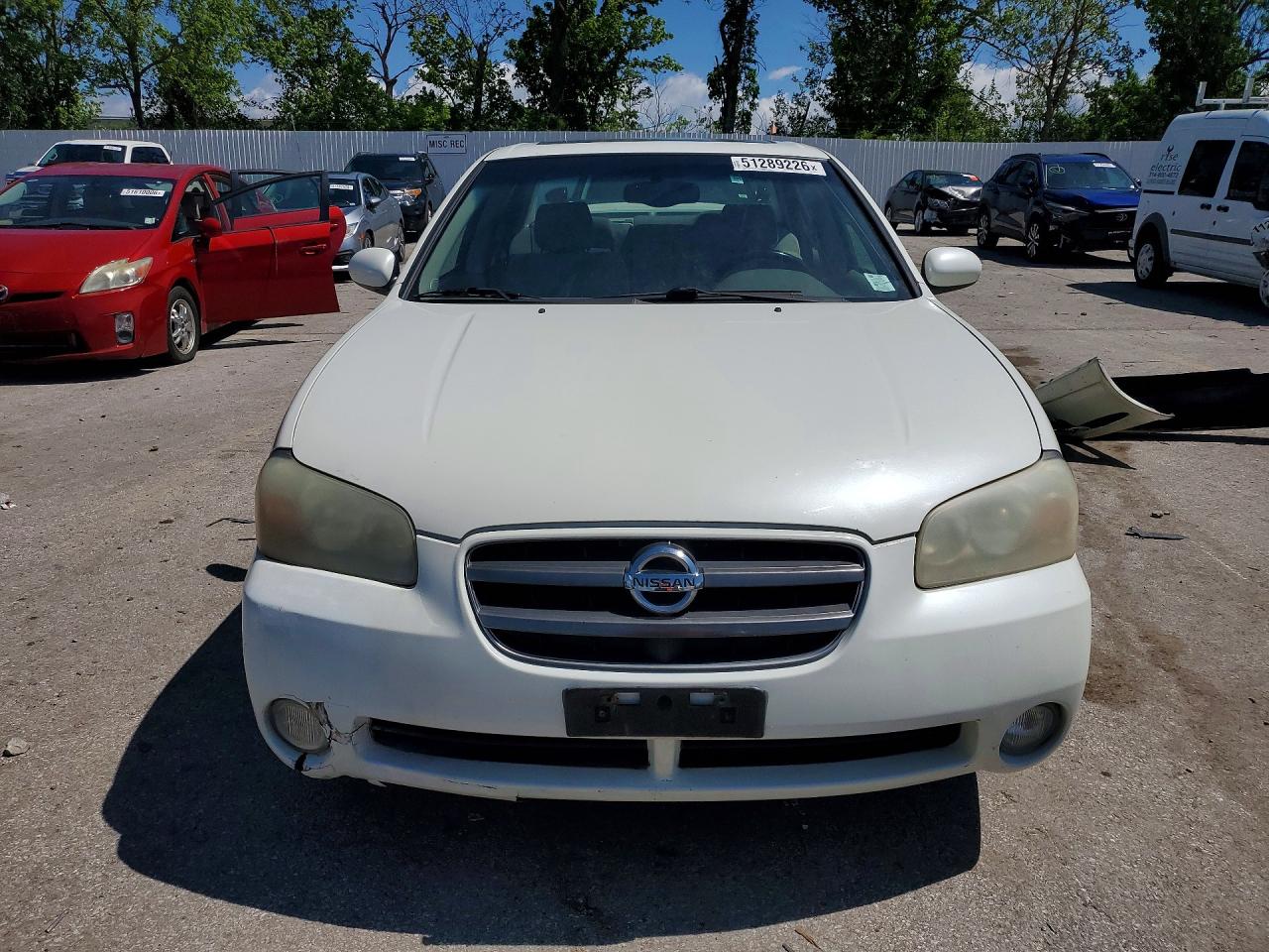 Nissan Maxima Gxe