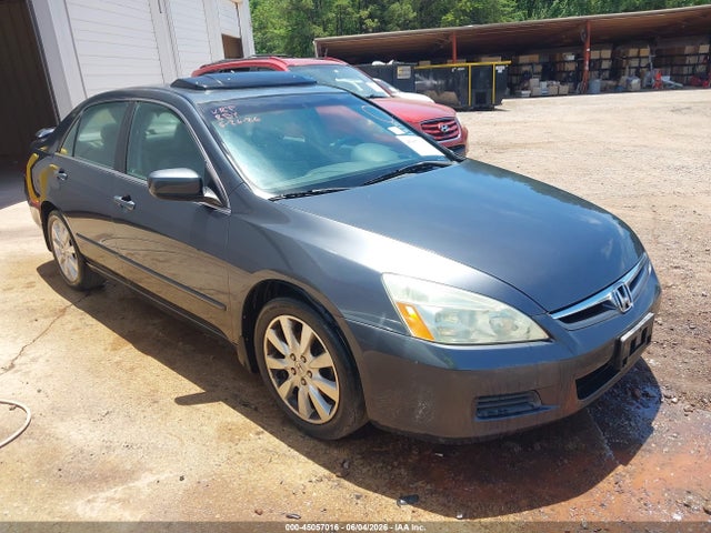 Salvage Honda Accord Image