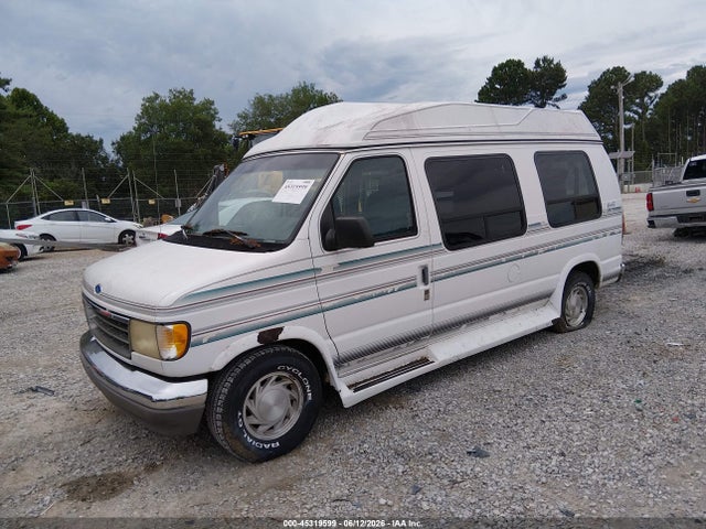 Ford Econoline E150 Van
