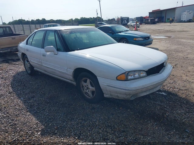 Salvage Pontiac Bonneville Image