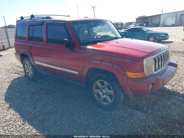 Salvage Jeep Commander Image