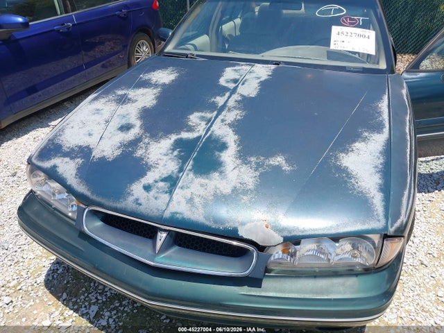 Pontiac Bonneville Se