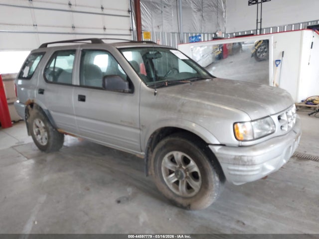 Salvage Isuzu Rodeo Image