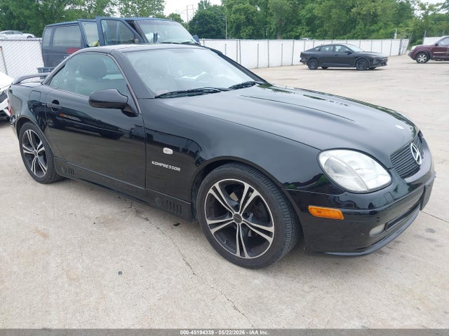 Salvage Mercedes-Benz Slk-class Image
