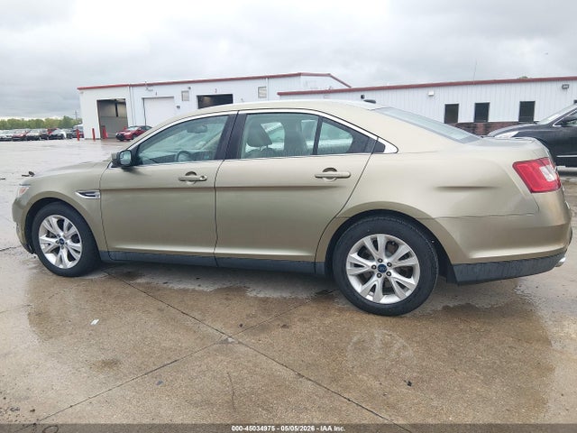 Ford Taurus Sel