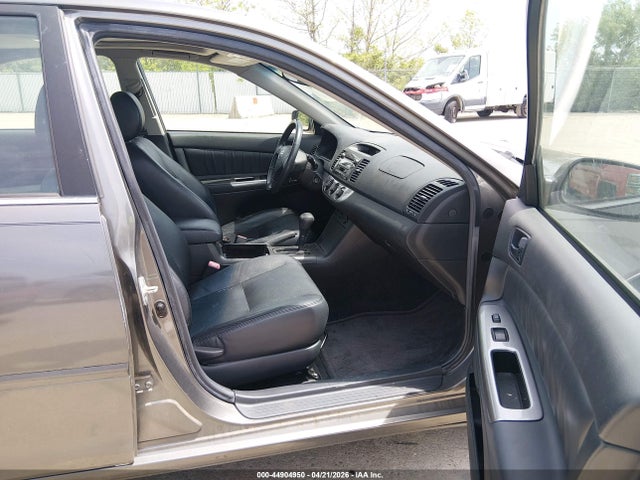 Toyota Camry Se V6