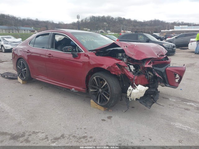 Salvage Toyota Camry Image