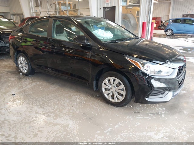 Salvage Hyundai ACCENT Image
