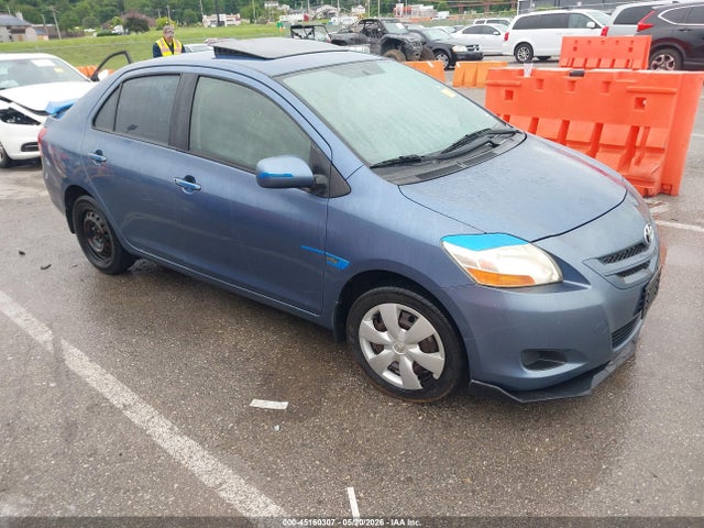 Salvage Toyota Yaris Image