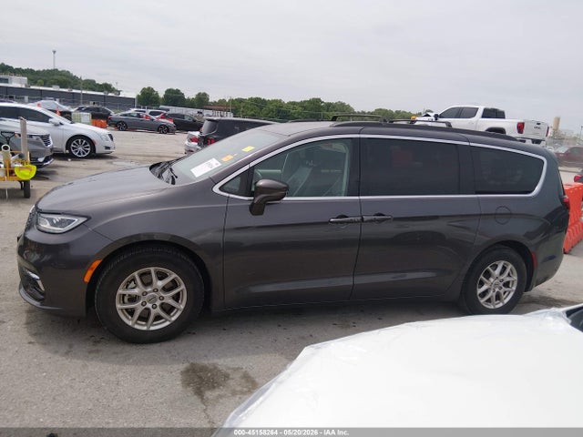 Chrysler Pacifica Touring L