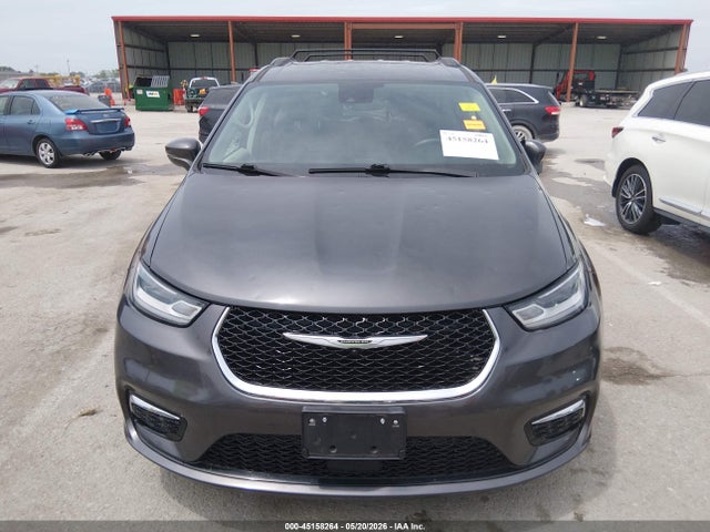 Chrysler Pacifica Touring L