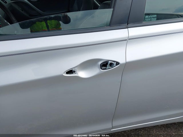 Hyundai ELANTRA Limited