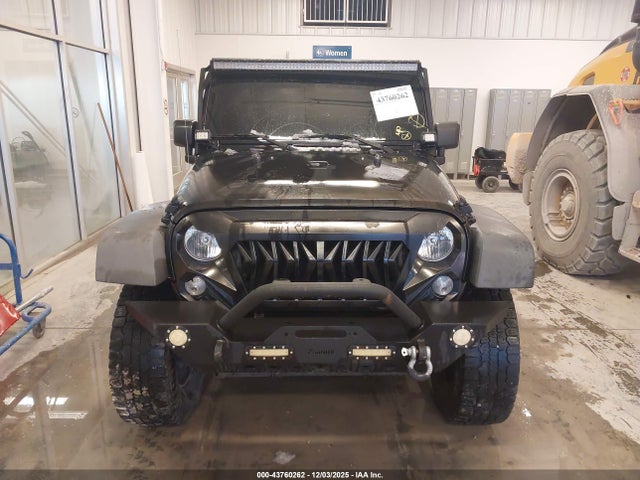 Jeep Wrangler Sport 4x4
