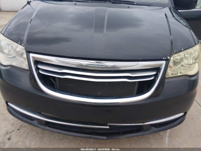 Chrysler Town & Country Touring