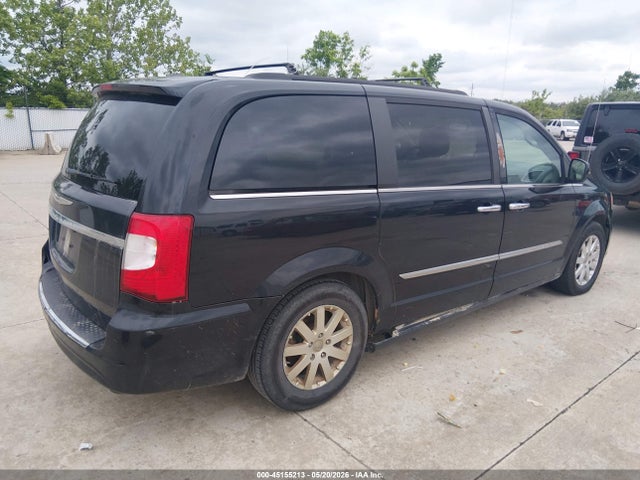 Chrysler Town & Country Touring