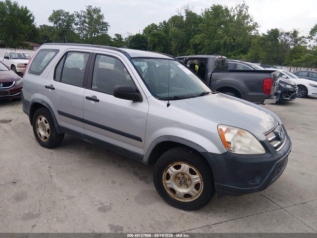 Salvage Honda CR-V Image